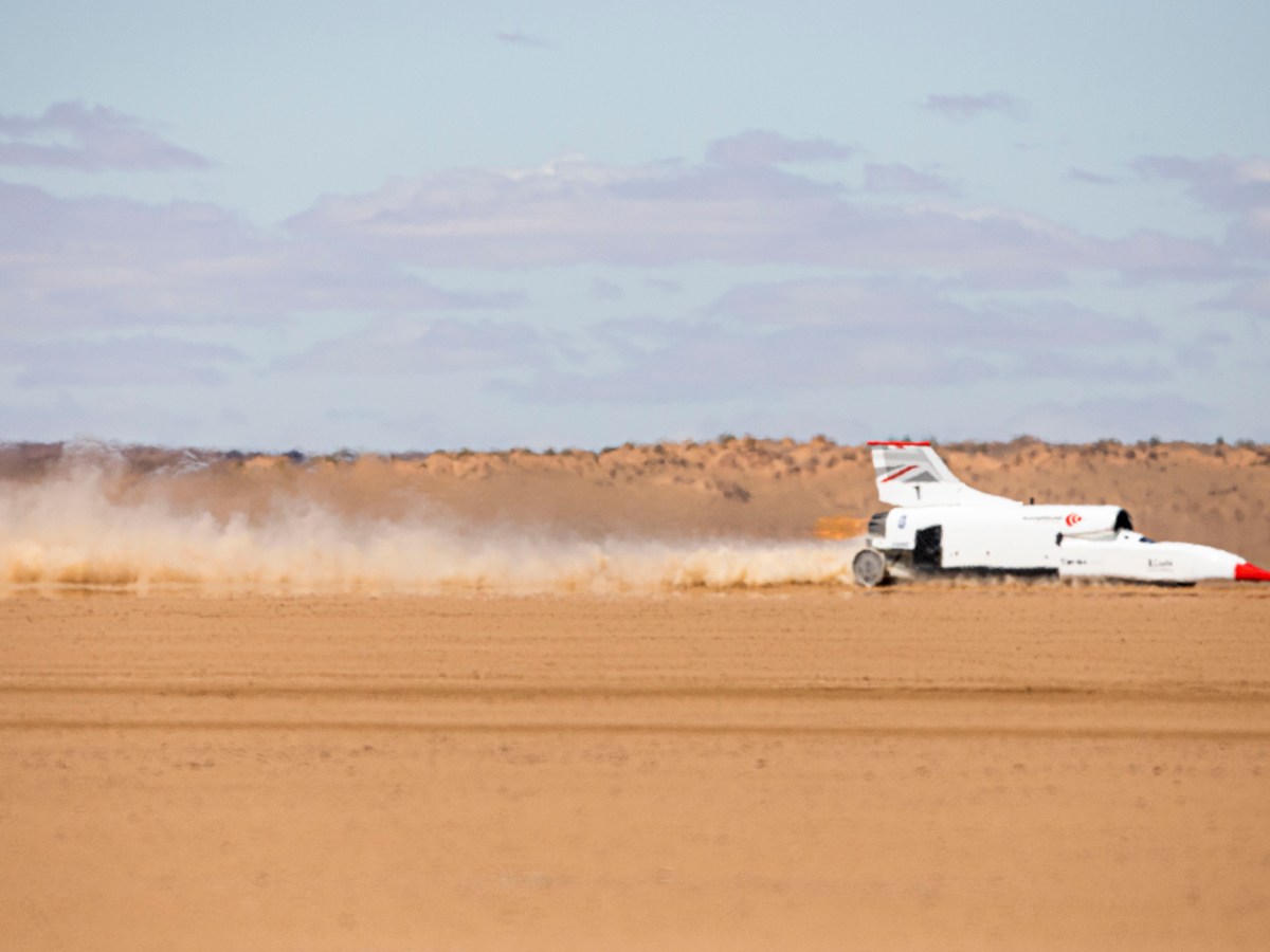 Zero-emissions rocket power for Bloodhound land speed record&nbsp;car